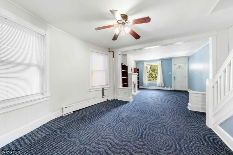 25 Evans Ave Property Photo 5