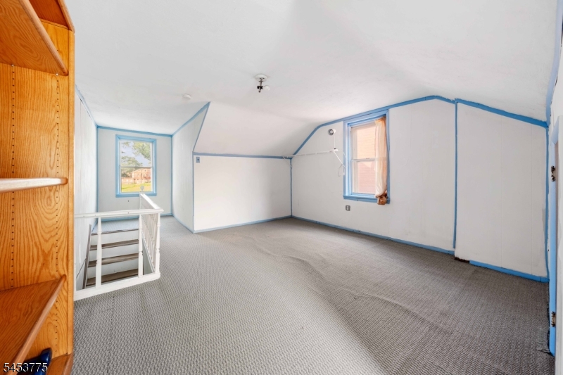 25 Evans Ave Property Photo 21
