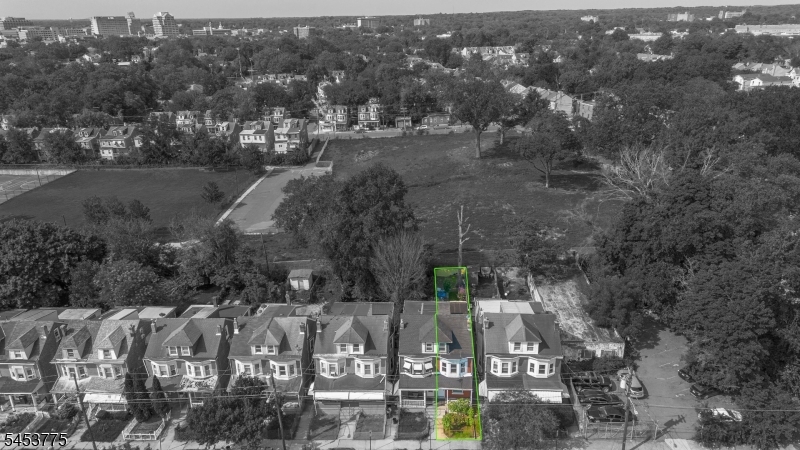 25 Evans Ave Property Photo 31