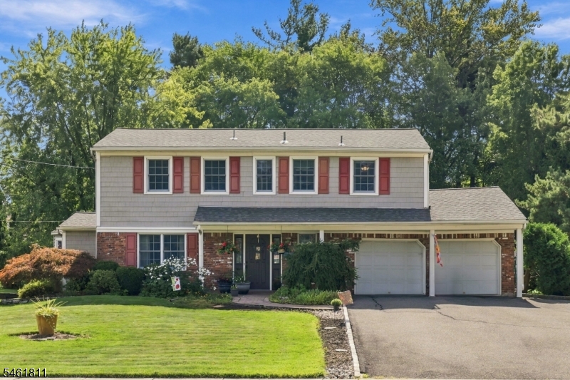 41 Fleetwood Dr Property Photo 1