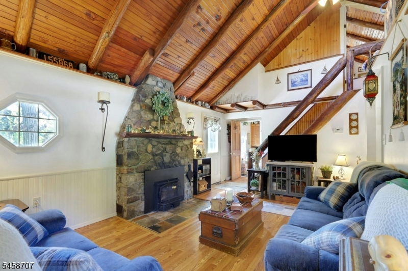 2 Kushaqua Trl Property Photo 17