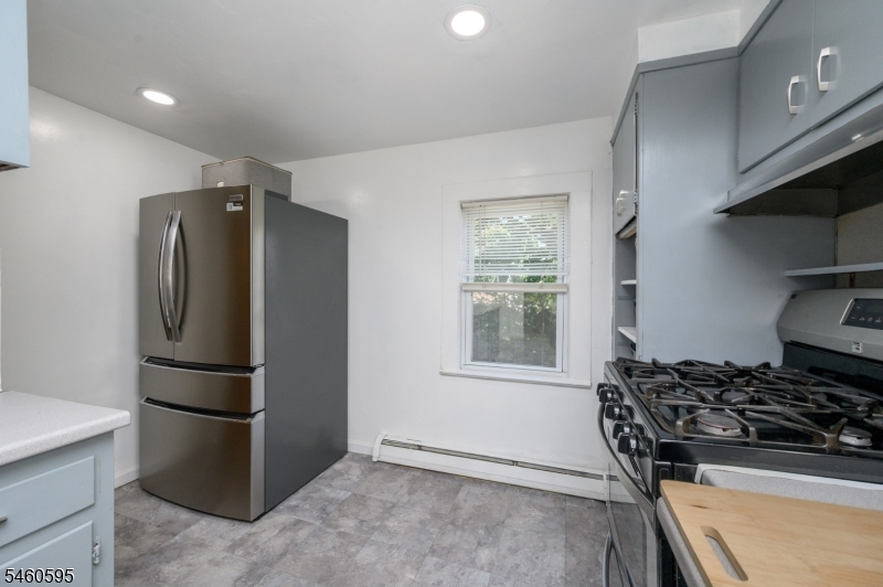 90 Edison Ave Property Photo 15