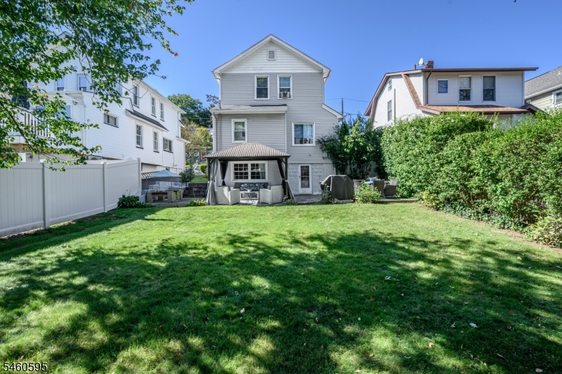 90 Edison Ave Property Photo 38