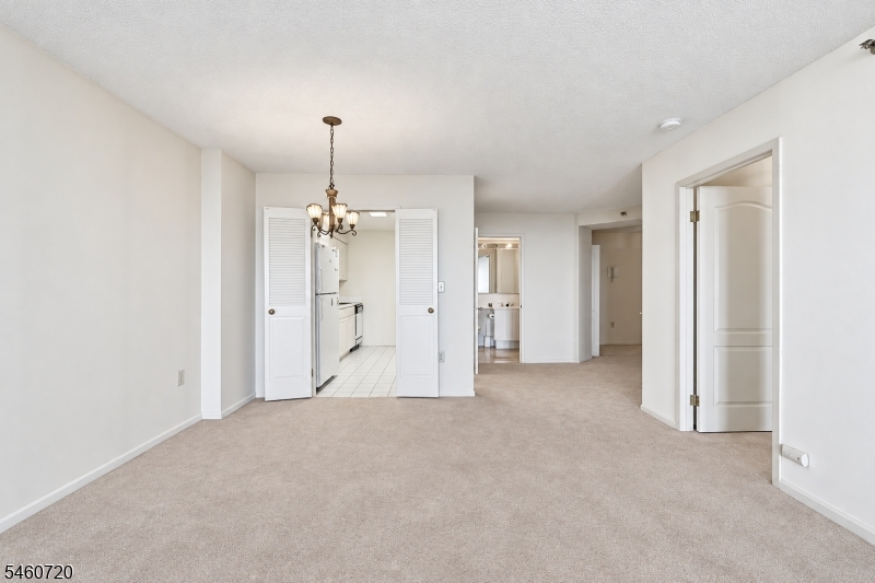 10 Smith Manor Blvd 607 Property Photo 13