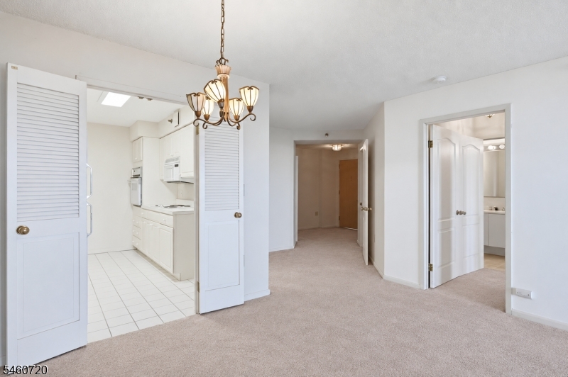 10 Smith Manor Blvd 607 Property Photo 15