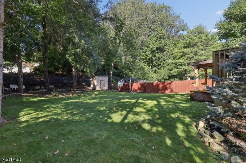 341 Skyline Dr Property Photo 26