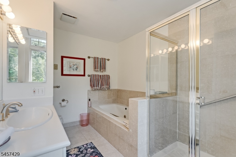 616 S Orange Ave, 4d 4d Property Photo 10