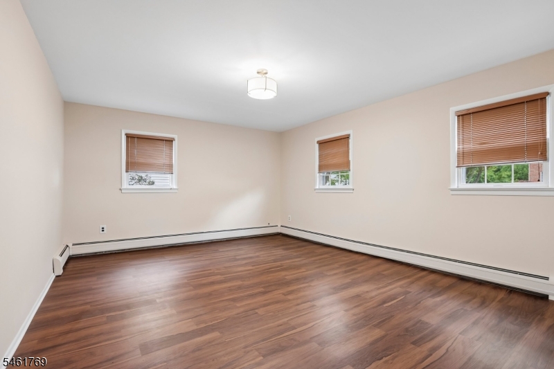 41 Rys Ter Property Photo 27