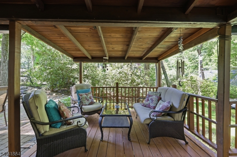 9 Juniper Trl Property Photo 3