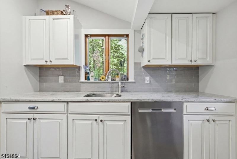 9 Juniper Trl Property Photo 13