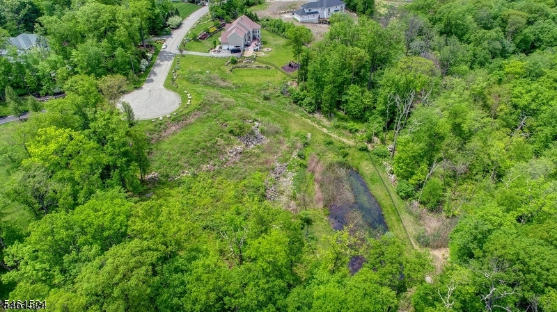 Nicholas Dr Property Photo 25