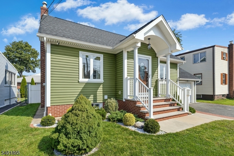 50 Raritan Rd Property Photo 2