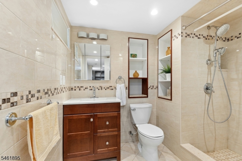50 Raritan Rd Property Photo 29