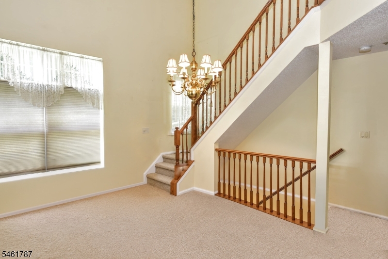 1098 Devon Ct 1098 Property Photo 8