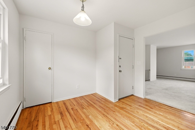 21 York Drive Apt 3b Property Photo 9