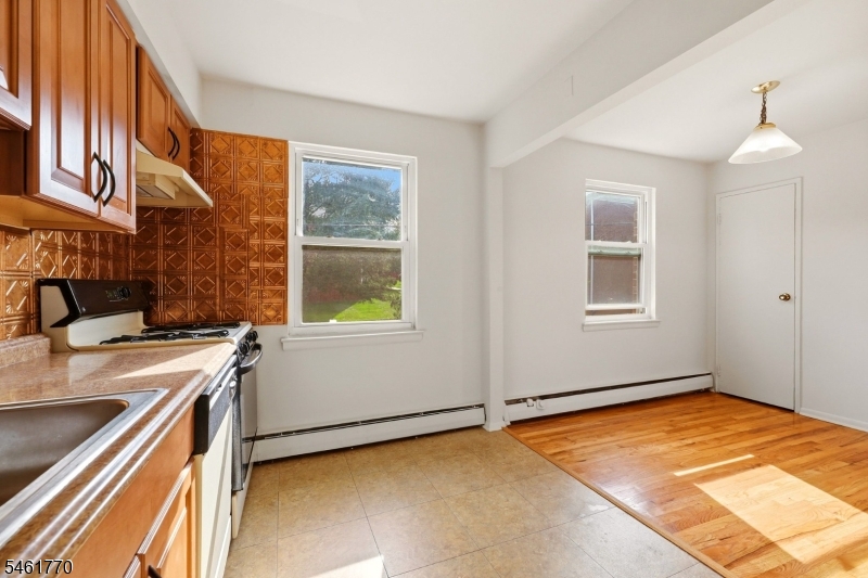 21 York Drive Apt 3b Property Photo 12