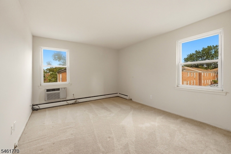 21 York Drive Apt 3b Property Photo 14