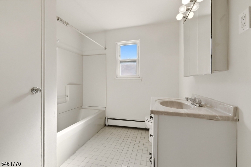 21 York Drive Apt 3b Property Photo 19