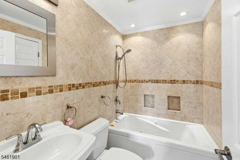 1150 W Saint George B22 Property Photo 12