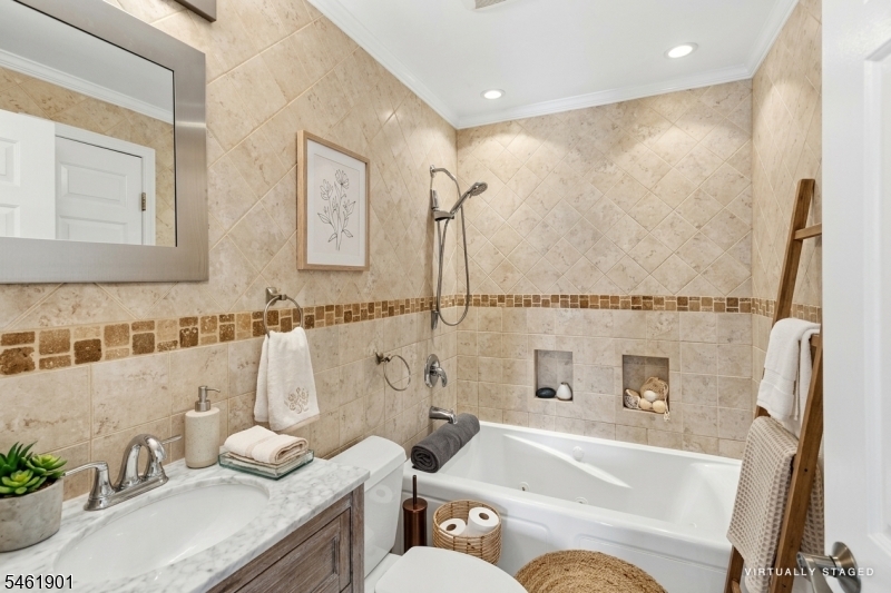 1150 W Saint George B22 Property Photo 13