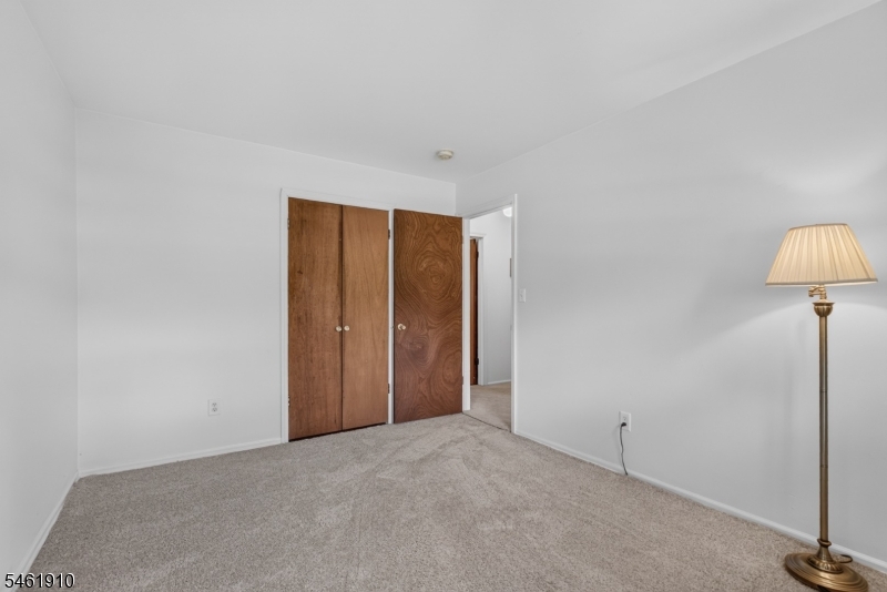 6 Redwood Dr Property Photo 15