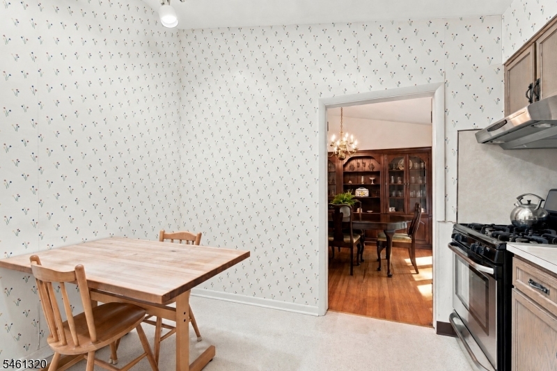 87 Orion Rd Property Photo 11