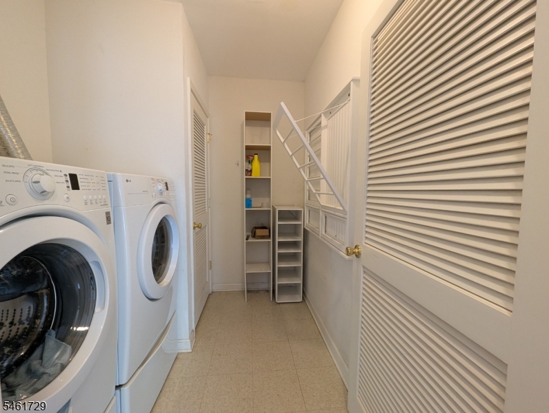 368 Rector St 419 Property Photo 11