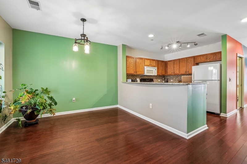 368 Rector St 419 Property Photo 12