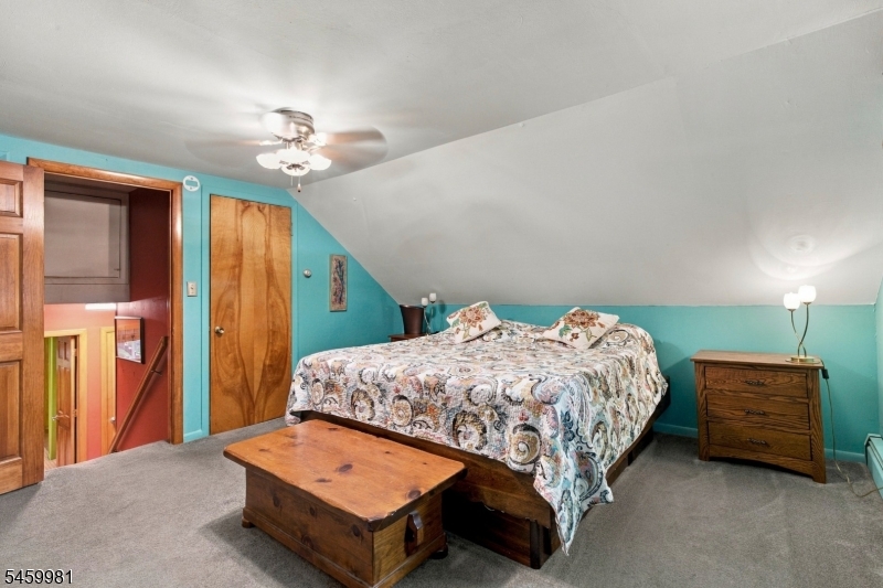 9 Melrose Ave Property Photo 12