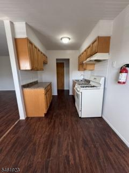 270 Bloomfield Ave C7 Property Photo 1