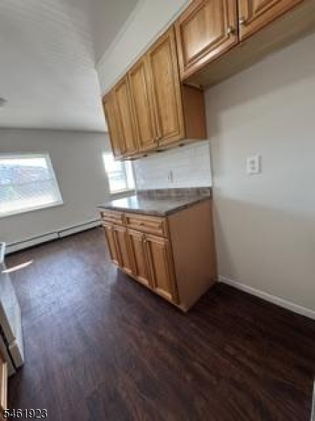 270 Bloomfield Ave C7 Property Photo 4