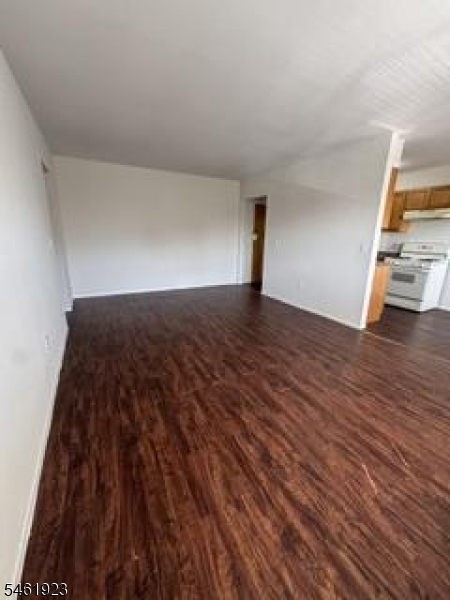 270 Bloomfield Ave C7 Property Photo 6