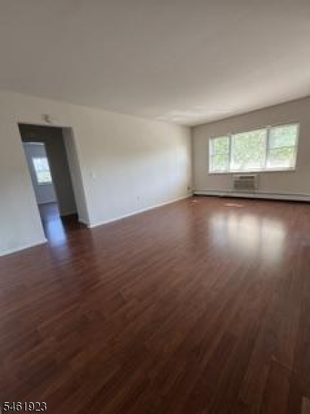 270 Bloomfield Ave C7 Property Photo 8