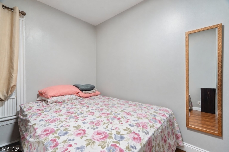 144 Spring St Property Photo 7