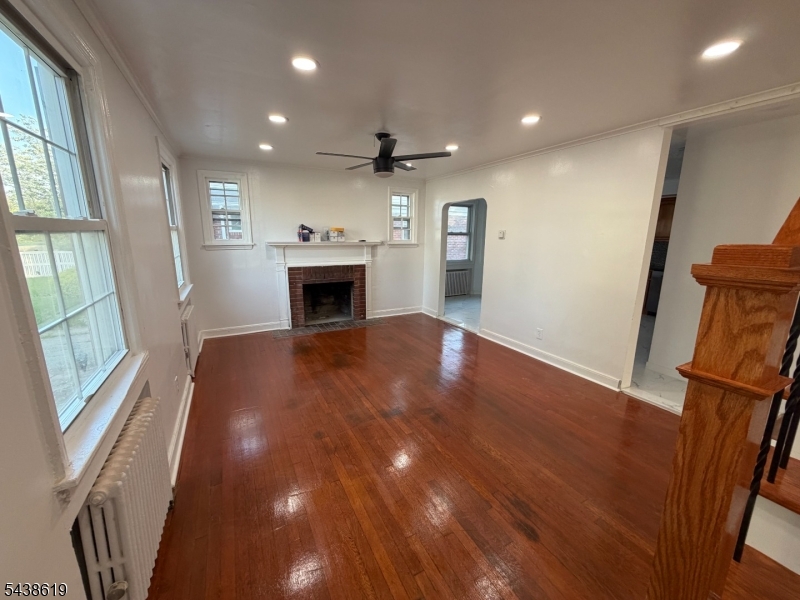 153 Arlington Ave Property Photo 5