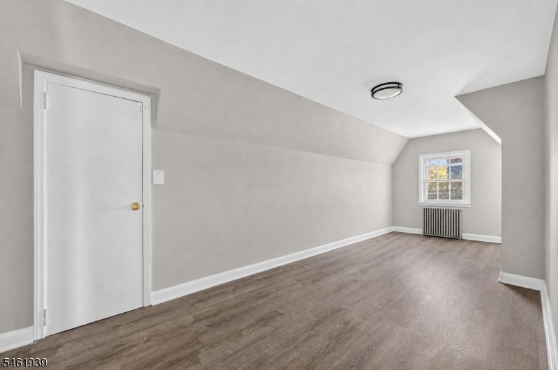 697 Roosevelt Ave Property Photo 12