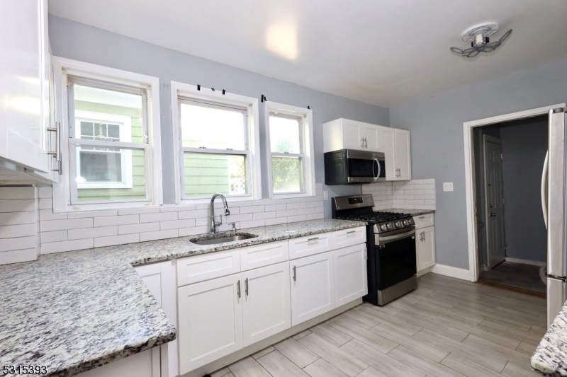 6 Stanley Rd Property Photo 16