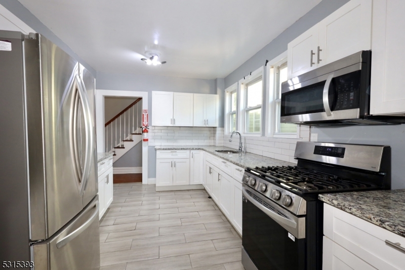 6 Stanley Rd Property Photo 17