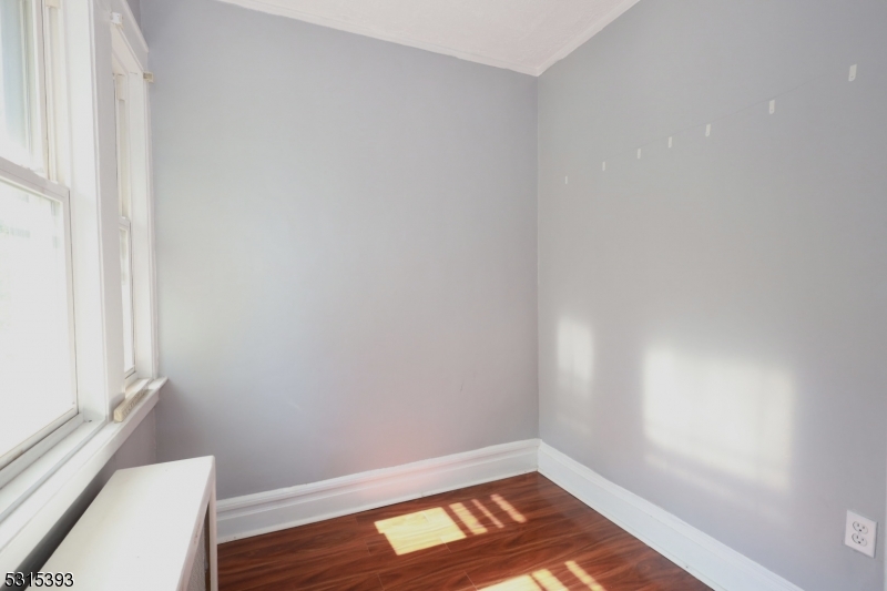 6 Stanley Rd Property Photo 22