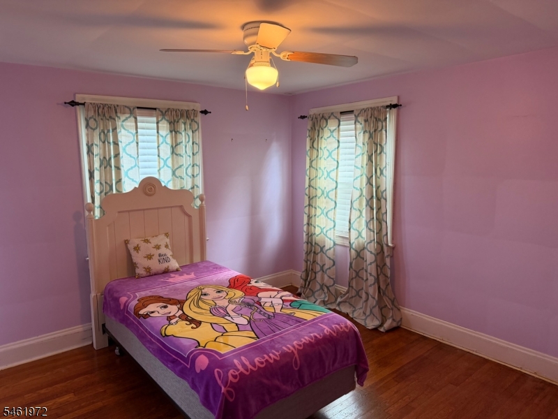 830 Travers St Property Photo 16
