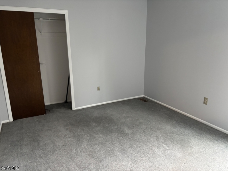 23 Bloomingdale Dr 2a Property Photo 14