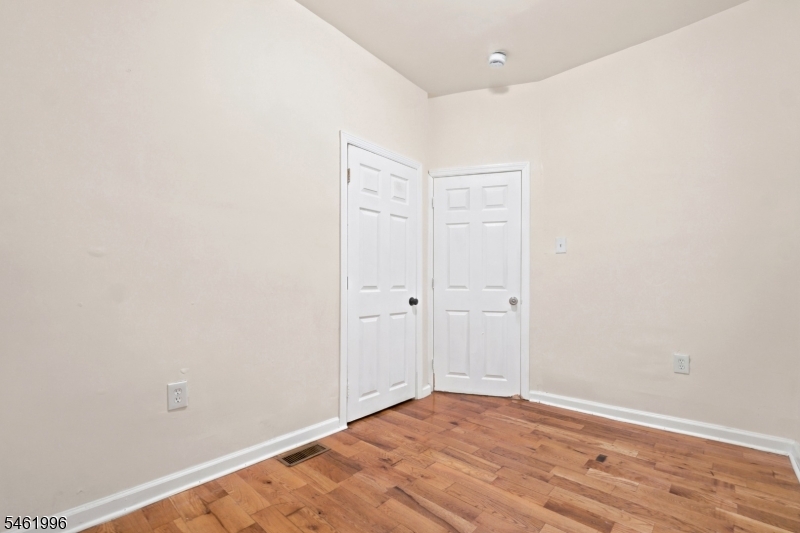 491 S 17th St Property Photo 15