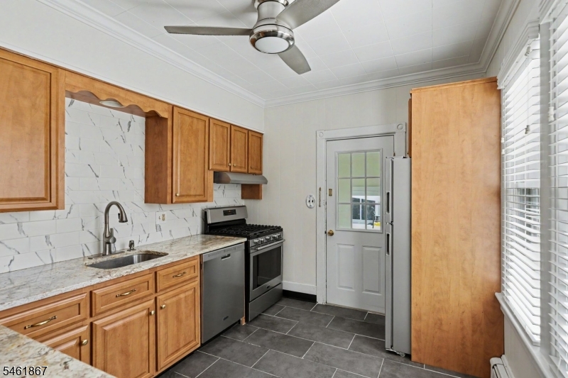 1002 Harrison St Property Photo 18
