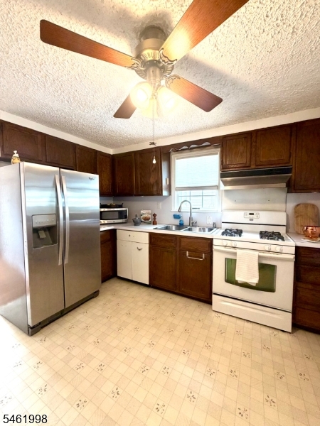 206 Delacy Dr Property Photo 17