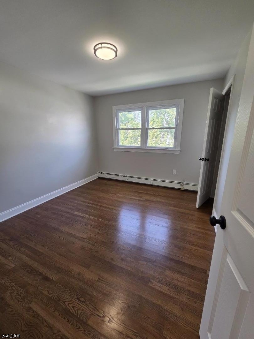 480 Boyden Ave 2 Property Photo 10