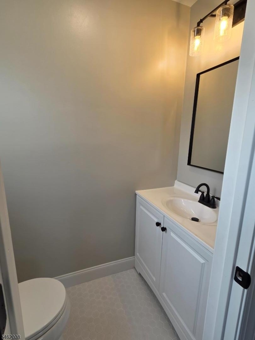 480 Boyden Ave 2 Property Photo 15