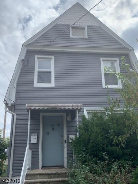 60 E Grant Ave Property Photo 1