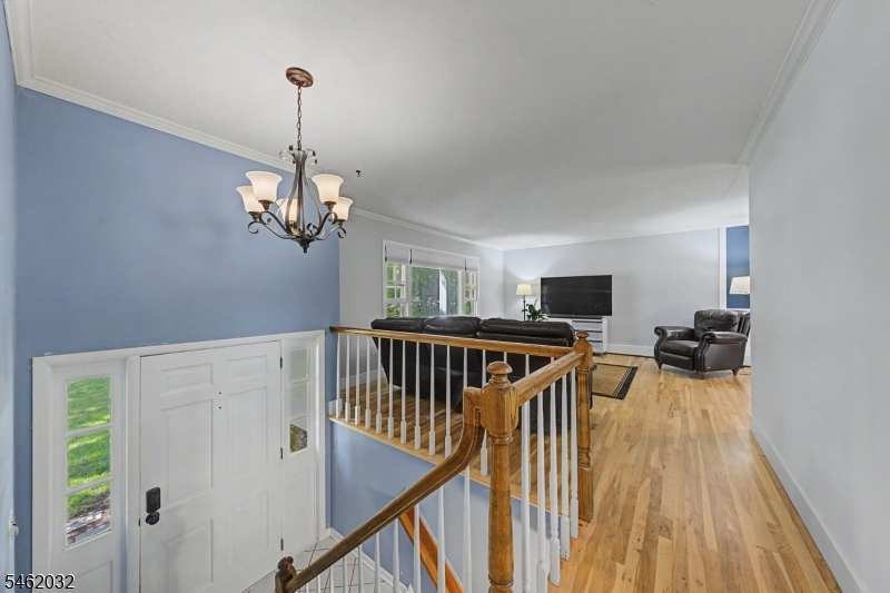 13 Arlington Dr Property Photo 6
