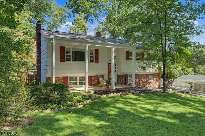 13 Arlington Dr Property Photo 40