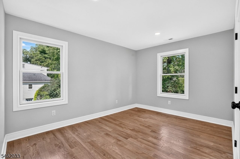 910 Minisink Way Property Photo 19